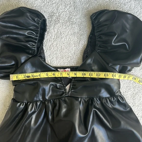 NWT  BUDDY  LOVE  Houston Puff Sleeve Faux Leather Top Blouse Shirt - Picture 5 of 11